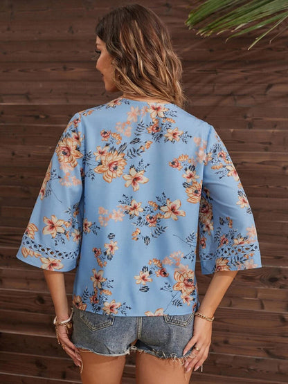 Women's V-neck printed patchwork lace flared sleeve top