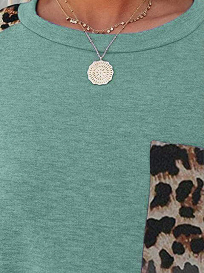 Round neck paneled leopard pocket raglan sleeve casual T-shirt