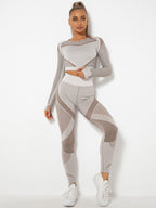 Seamless Tight Striped Long-Sleeved Quick-Drying Fitness Set (Brown)