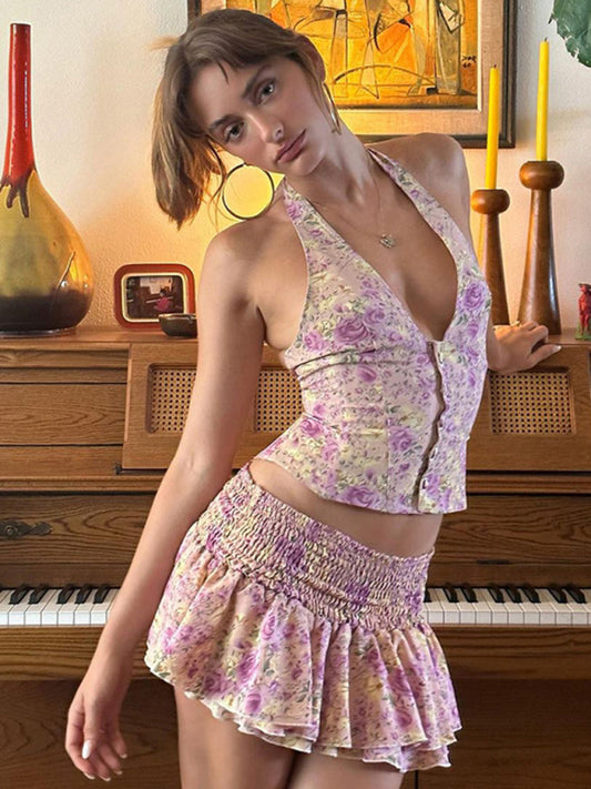 New sexy fashionable halterneck V-neck halter top floral skirt two-piece set