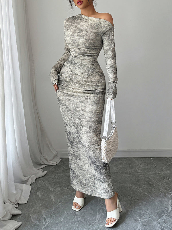 Off-shoulder long-sleeved hip skirt set